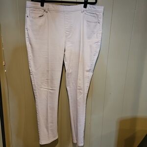 DG2 by Diane Gilman White Stretch Skinny Jeans, Size XLT - Classic and Comfortab